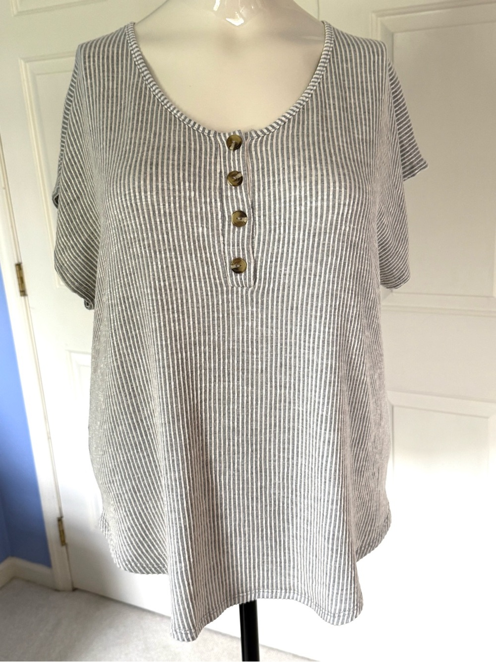 Acemi Gray and White Striped Short Sleeve Henley Top